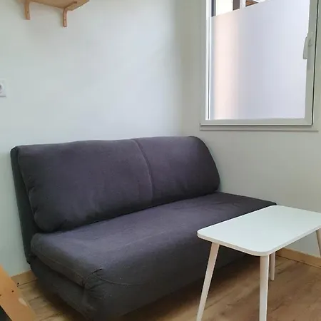 - Cosy アパート アンジェ